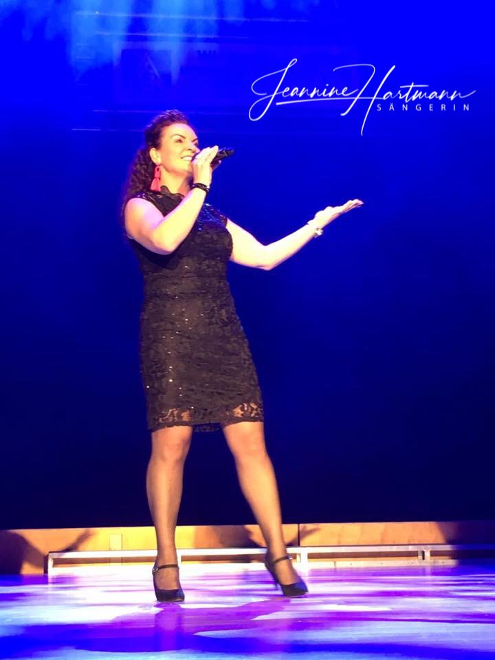 jeannine-hartmann-254581